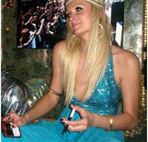 paris hilton e cig